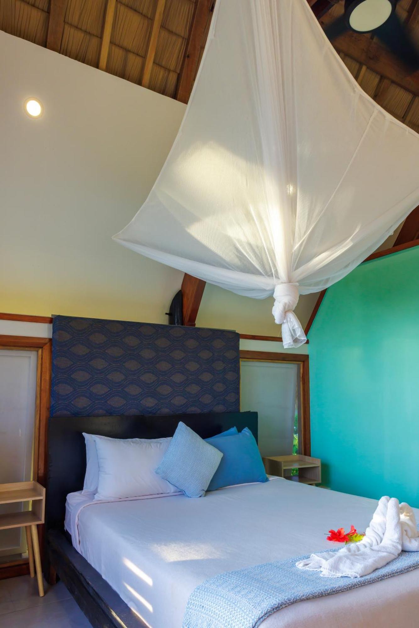 Mango Bay Resort Namatakula Exterior photo