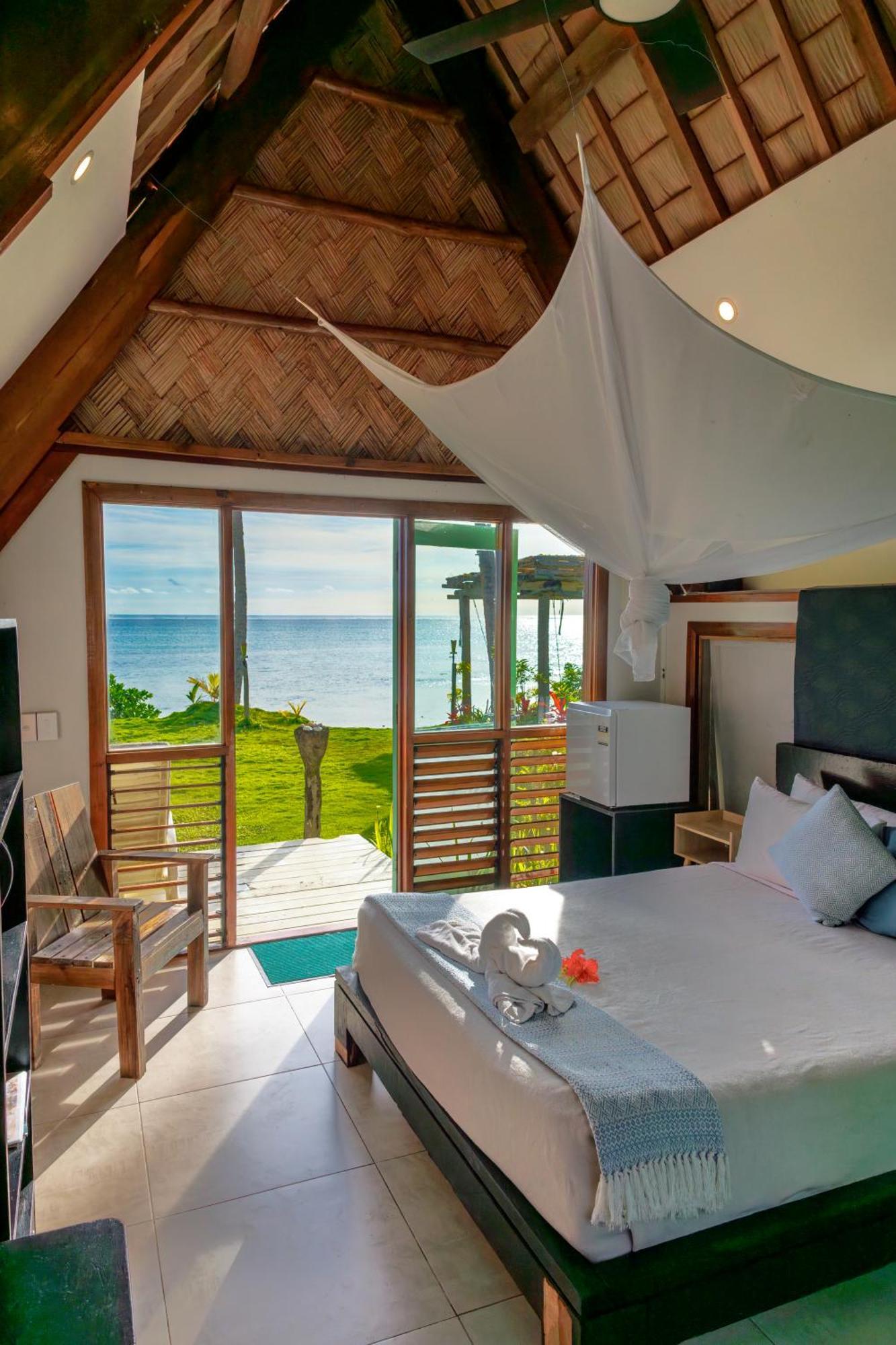 Mango Bay Resort Namatakula Exterior photo